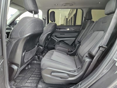 2022 Jeep Grand Cherokee L Laredo