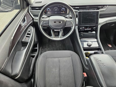 2022 Jeep Grand Cherokee L Laredo