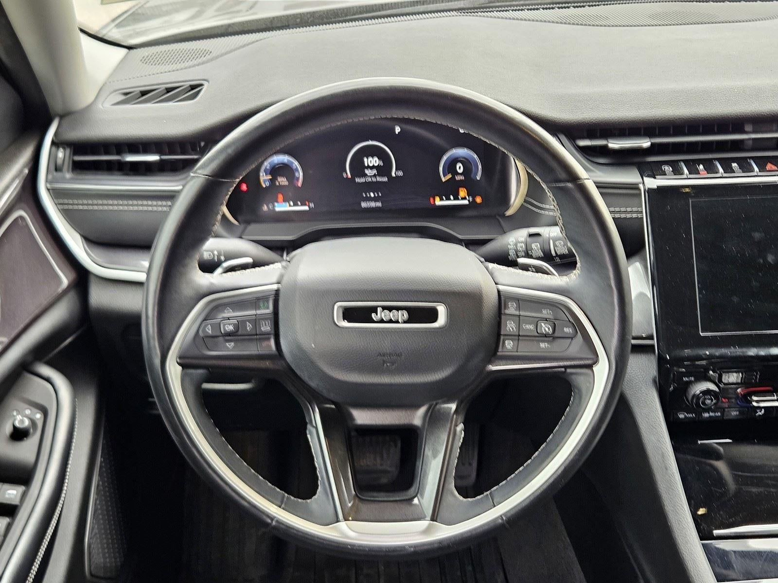 2022 Jeep Grand Cherokee L Laredo