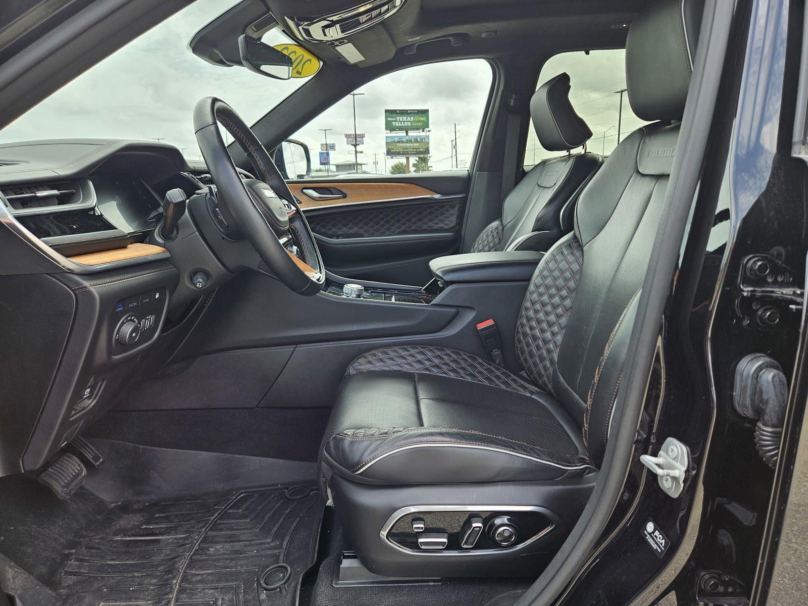 2022 Jeep Grand Cherokee 4Xe Summit Reserve