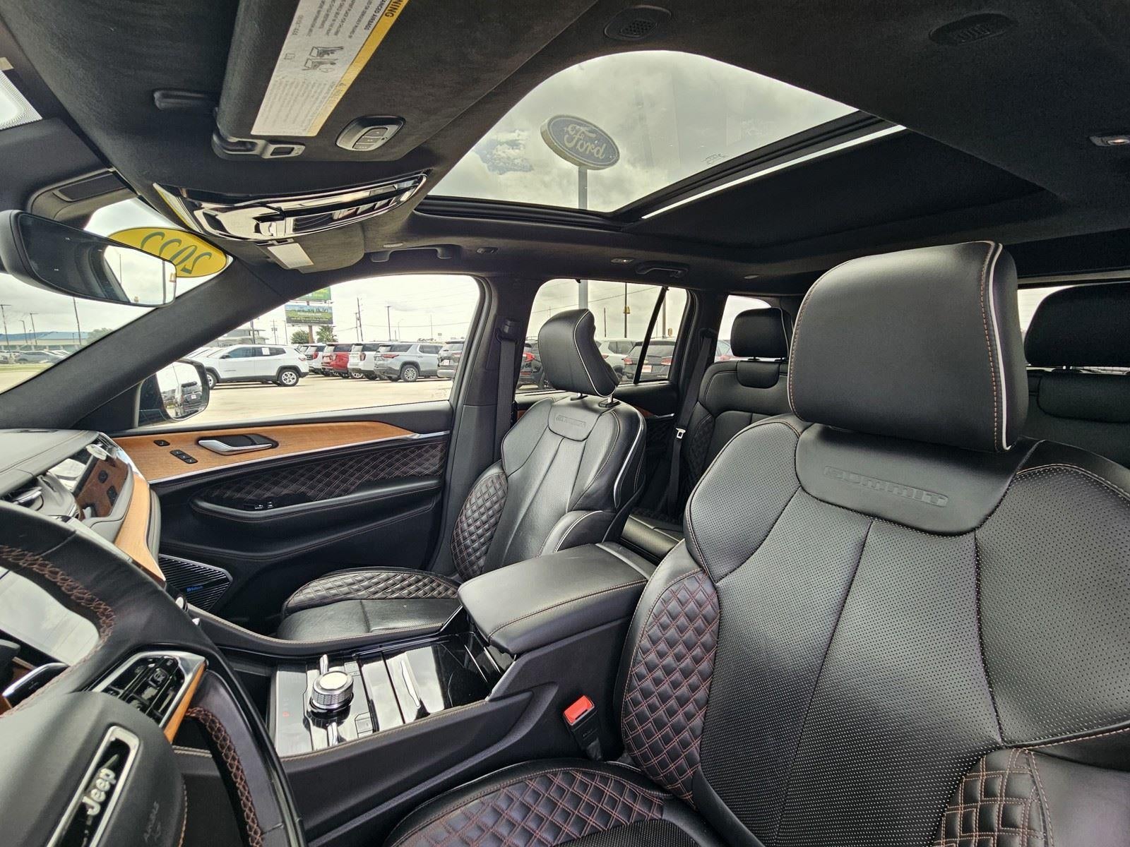 2022 Jeep Grand Cherokee 4Xe Summit Reserve