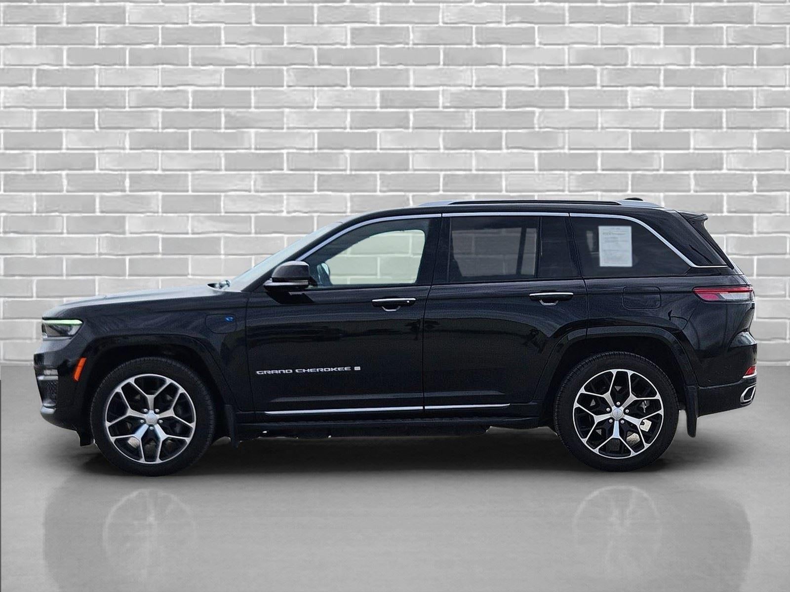 2022 Jeep Grand Cherokee 4Xe Summit Reserve