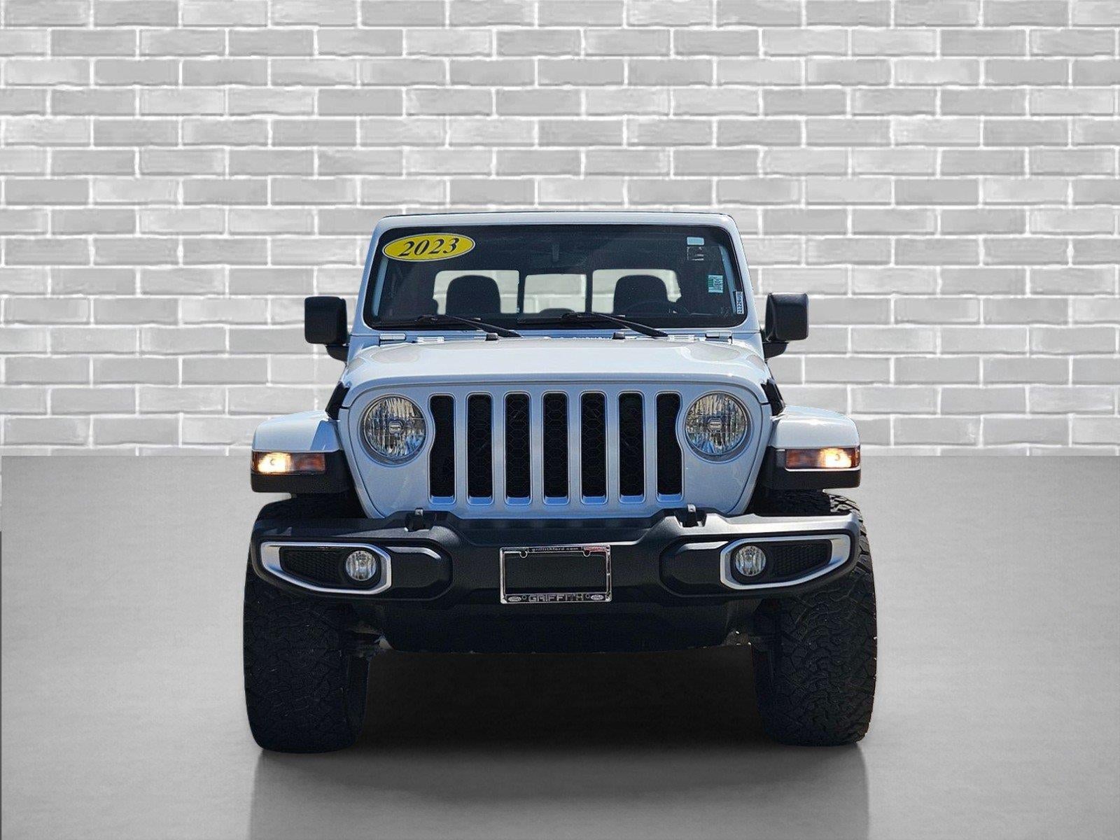 2023 Jeep Gladiator Overland