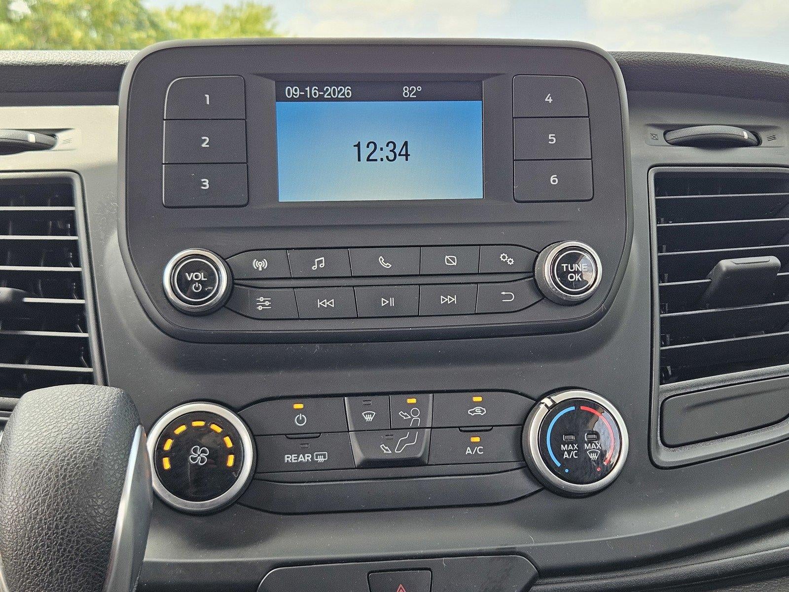 2024 Ford Transit Passenger Wagon XL