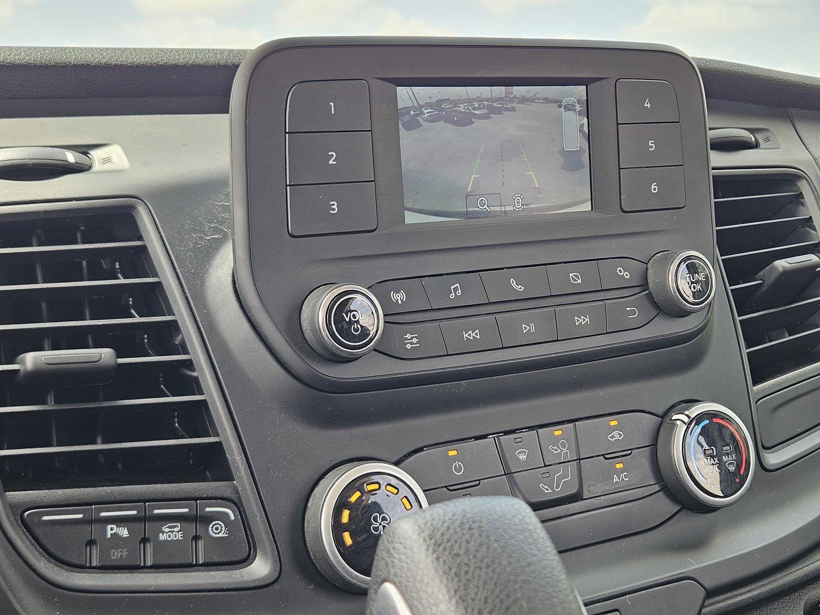 2024 Ford Transit Passenger Wagon XL