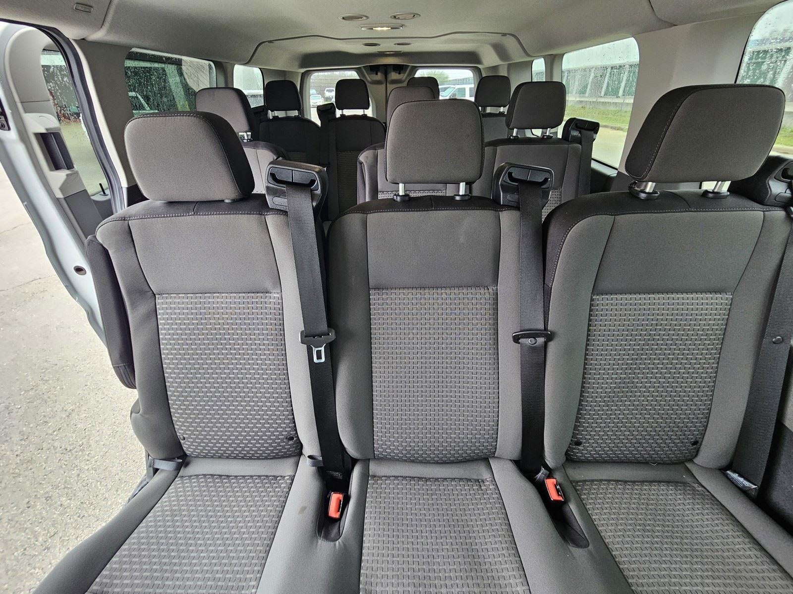 2024 Ford Transit Passenger Wagon XLT
