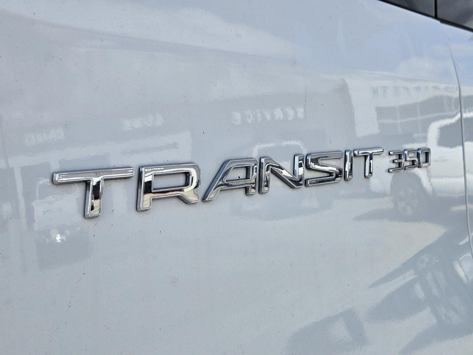 2024 Ford Transit Passenger Wagon XLT