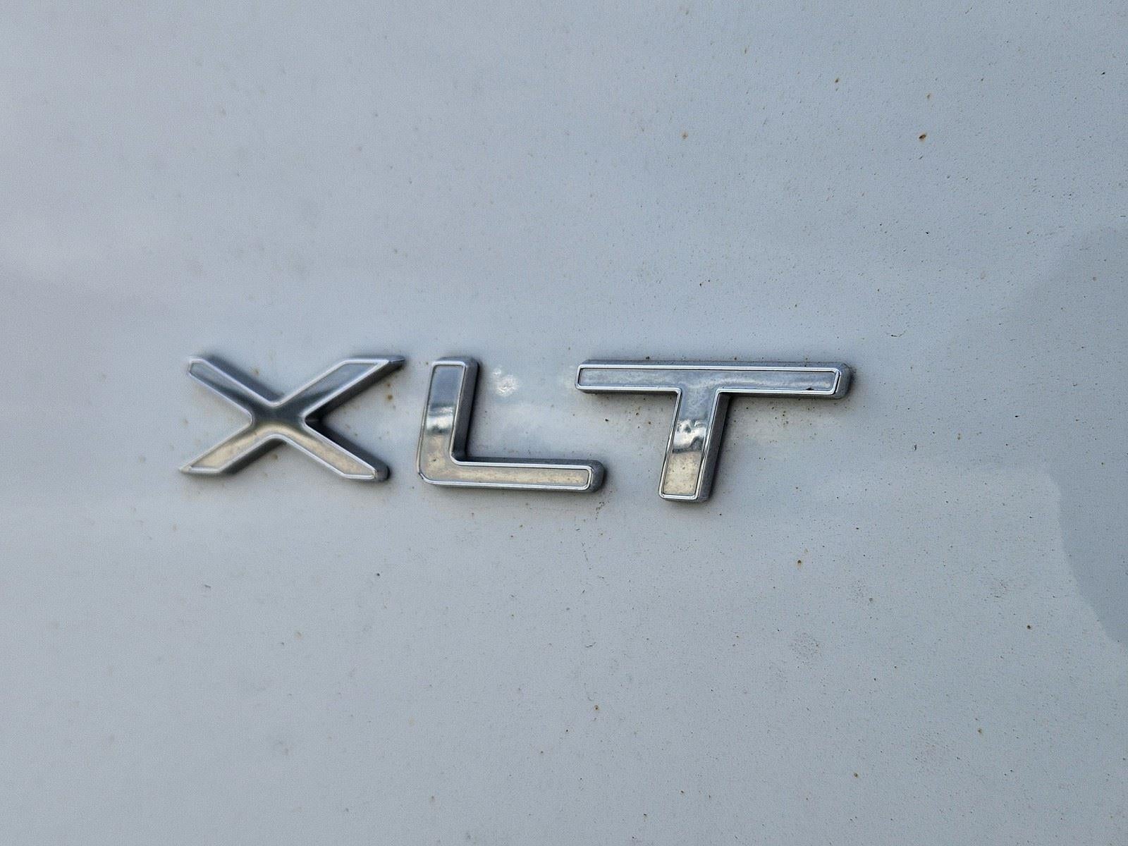 2024 Ford Transit Passenger Wagon XLT