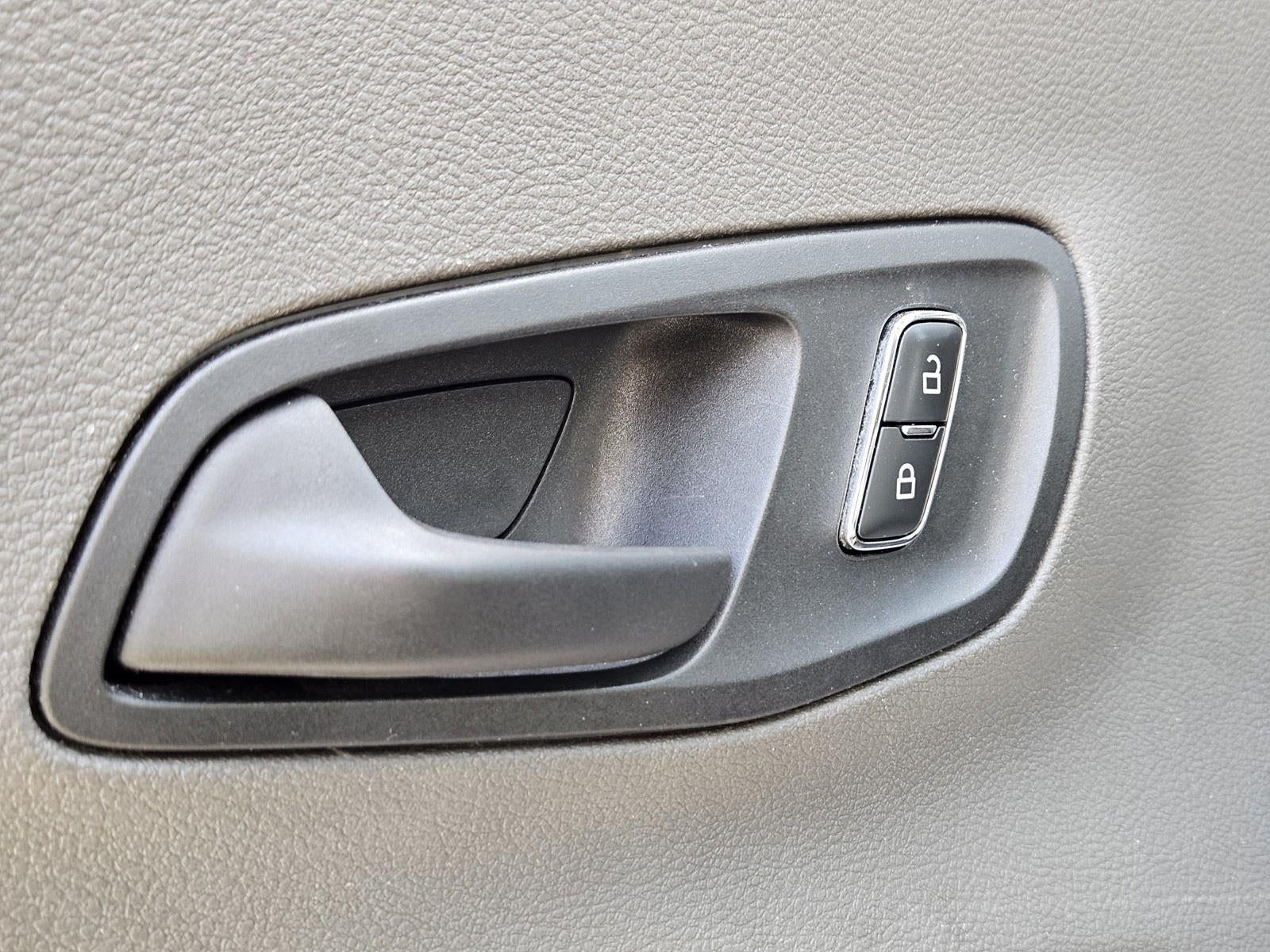 2024 Ford Transit Passenger Wagon XLT