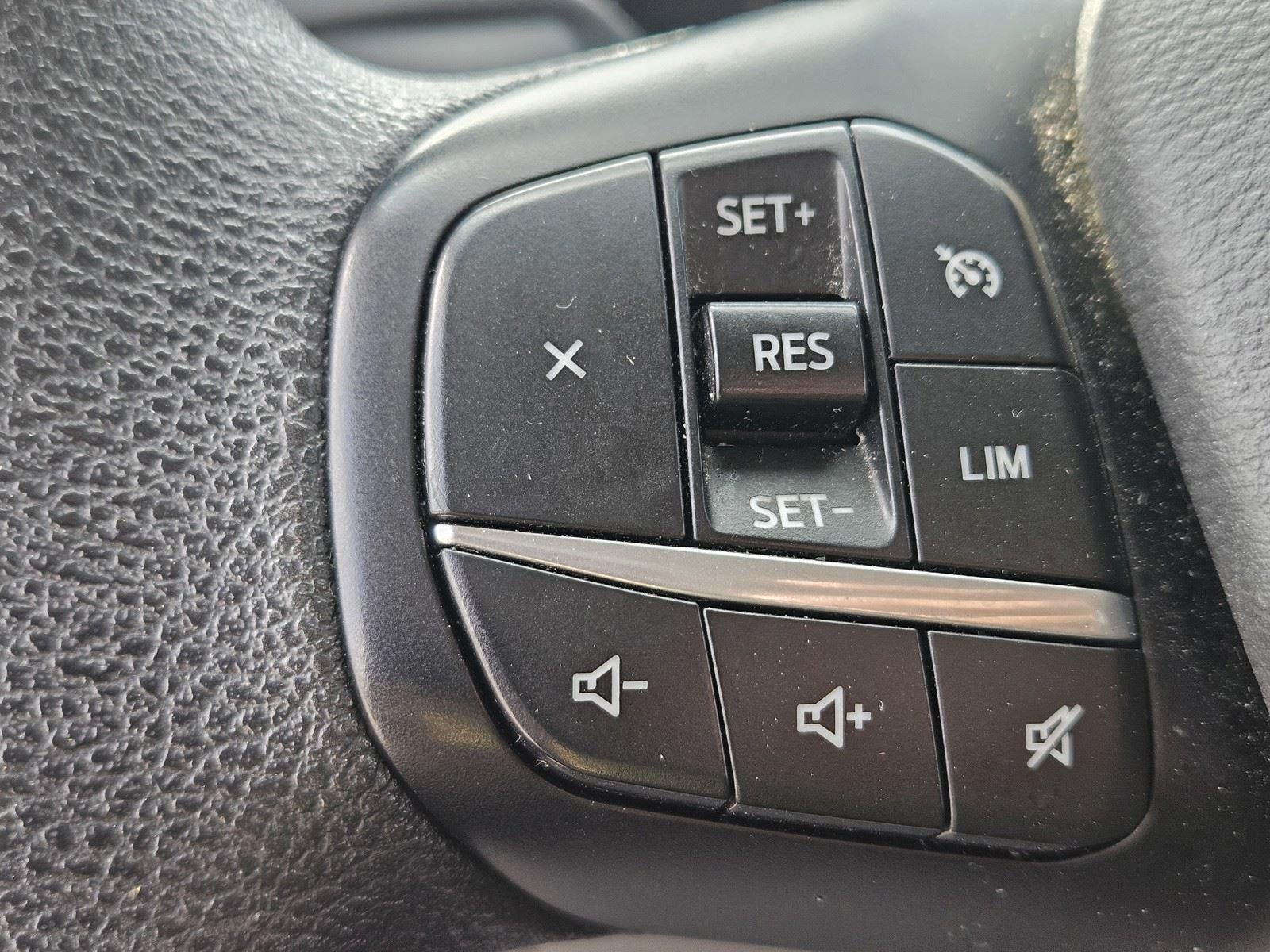 2024 Ford Transit Passenger Wagon XLT