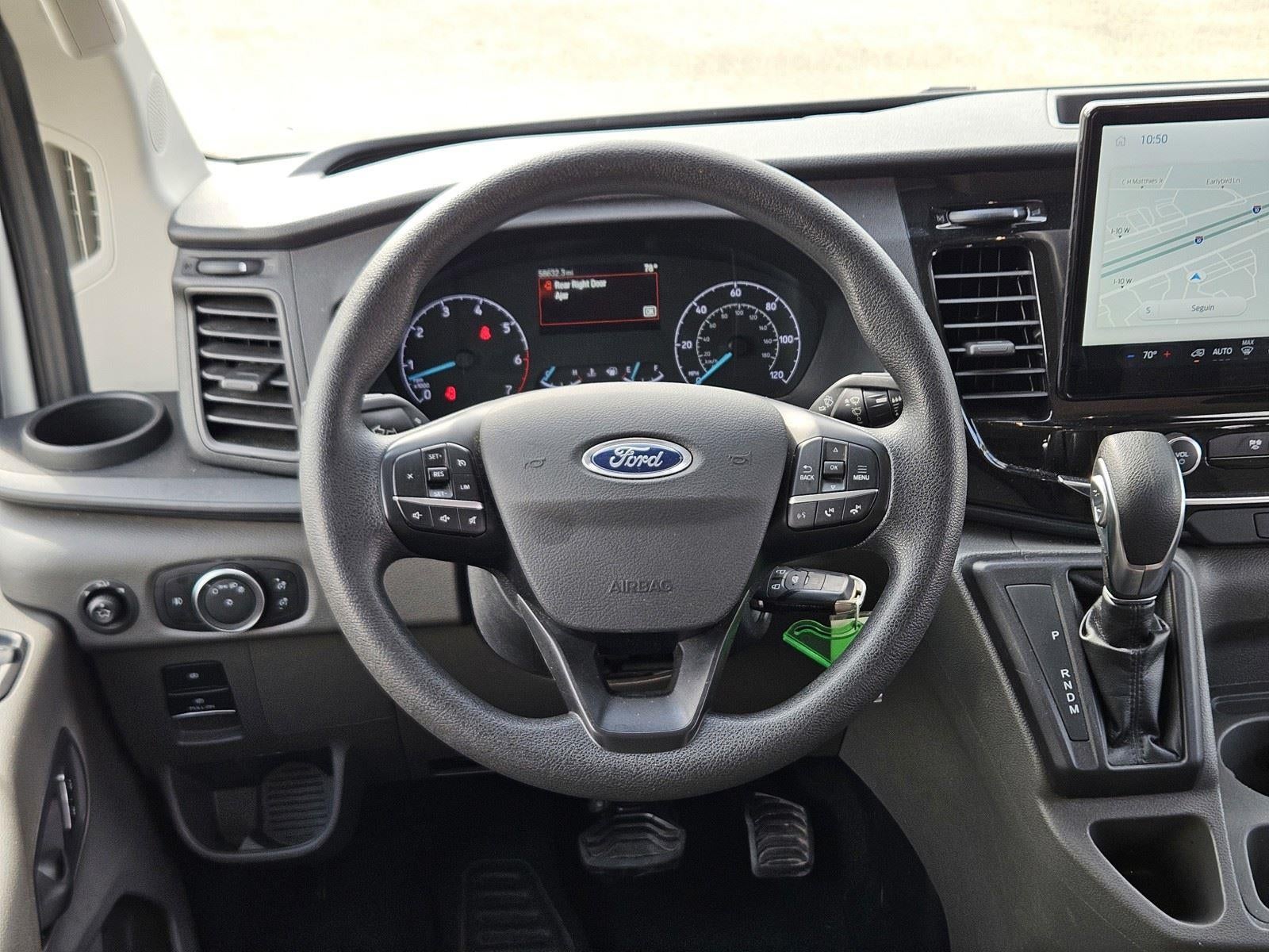 2024 Ford Transit Passenger Wagon XLT