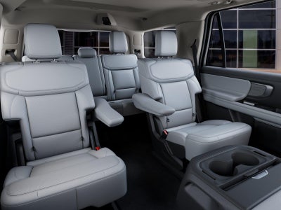 2027 Ford Expedition Platinum 4x2