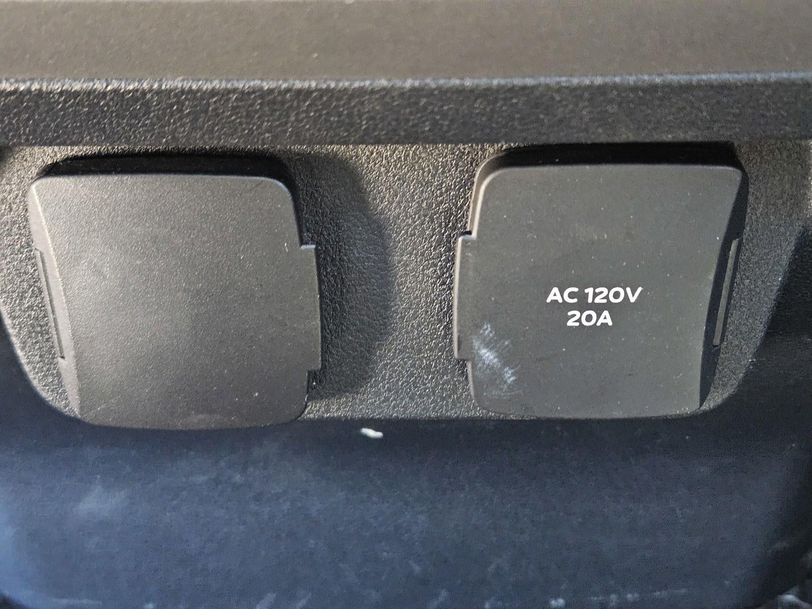 2023 Ford Super Duty F-250 SRW LARIAT