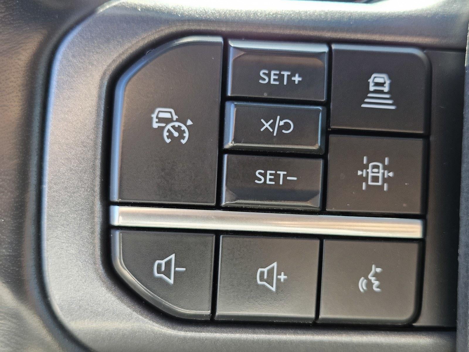 2023 Ford Super Duty F-250 SRW LARIAT