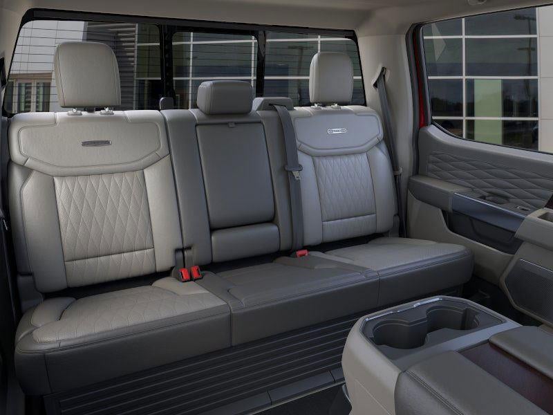 2025 Ford Super Duty F-350 SRW Platinum