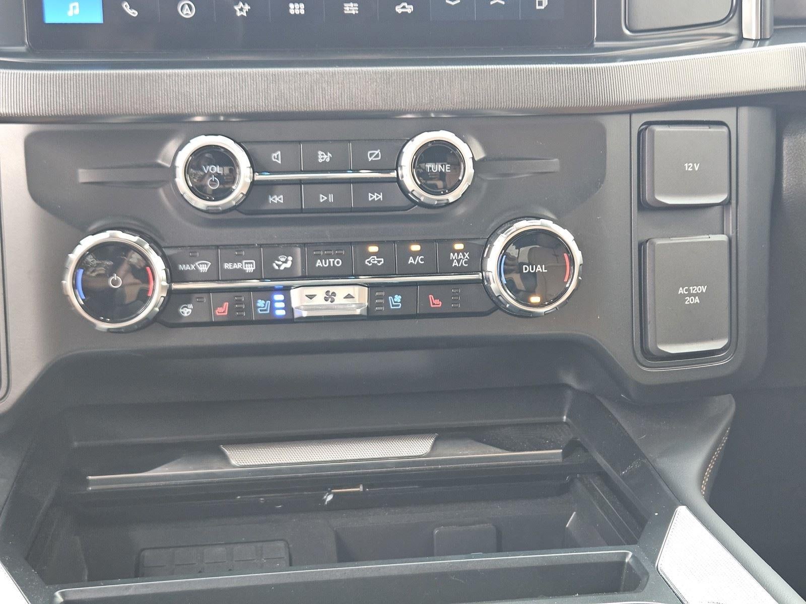 2024 Ford Super Duty F-350 SRW Platinum