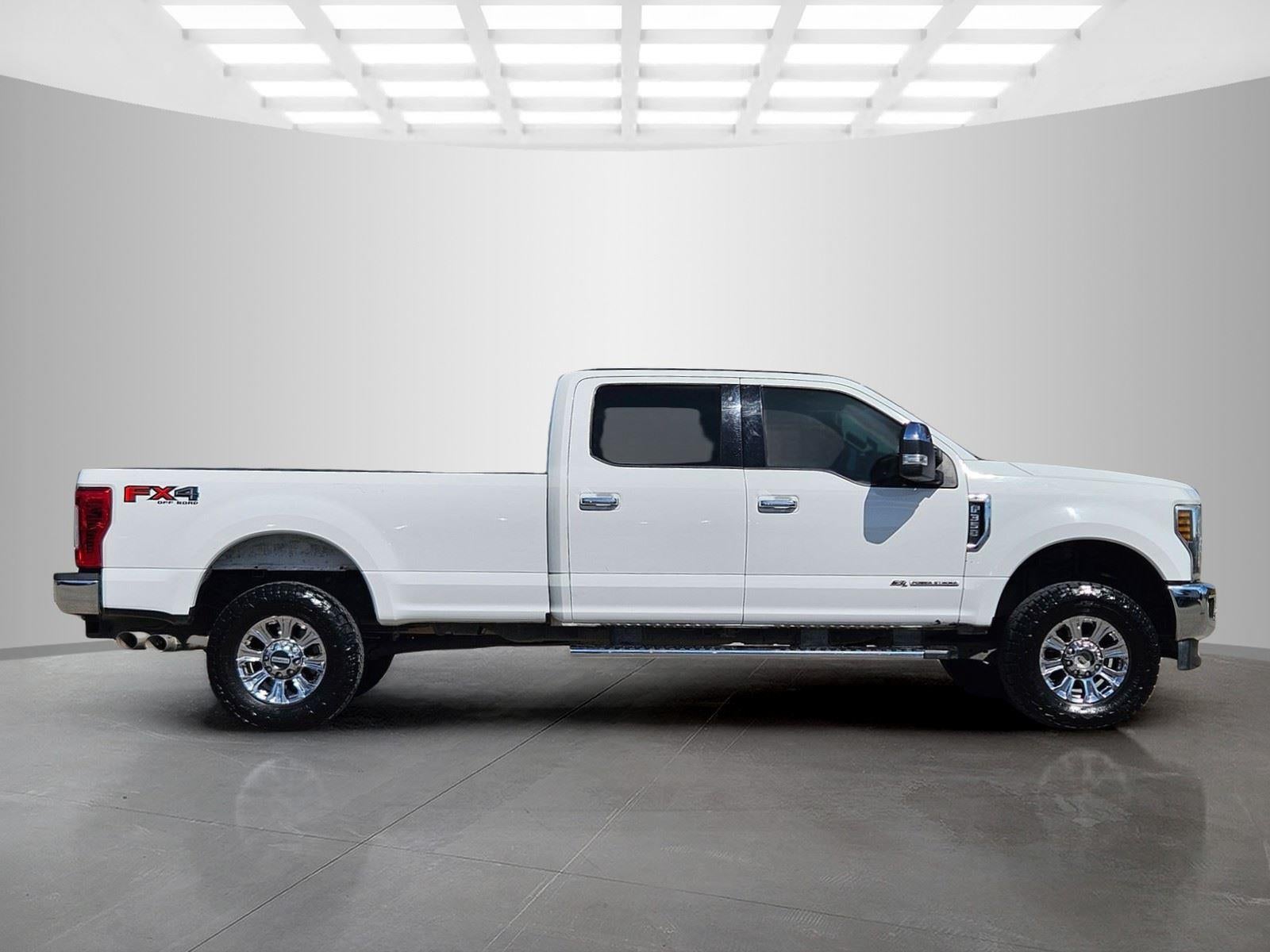 2019 Ford Super Duty F-350 SRW XLT