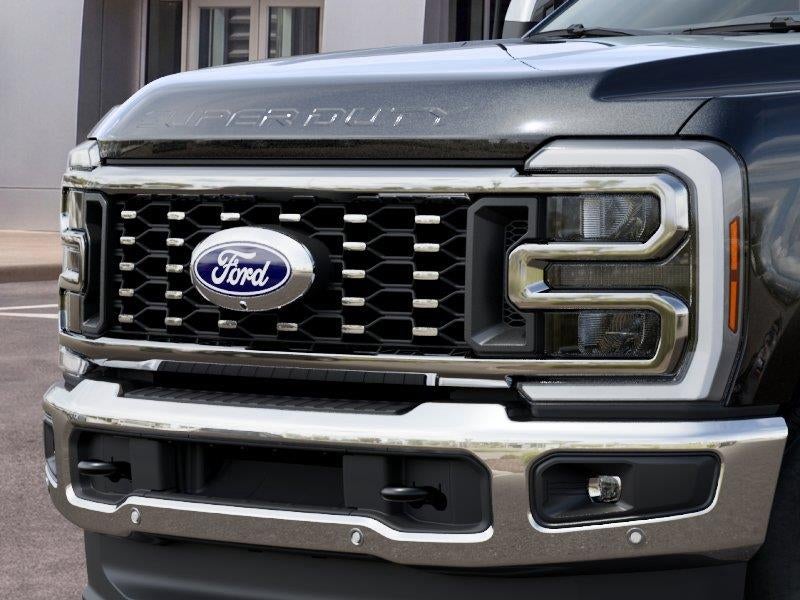 2027 Ford Super Duty F-350 DRW LARIAT