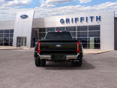 2027 Ford Super Duty F-350 DRW LARIAT