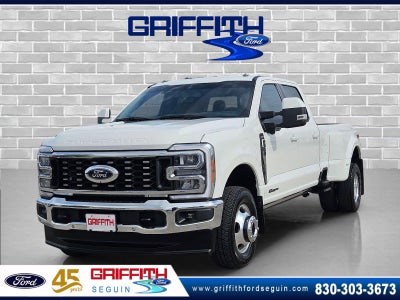 2023 Ford Super Duty F-350 DRW LARIAT