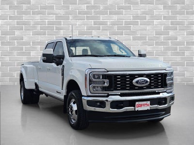 2023 Ford Super Duty F-350 DRW LARIAT