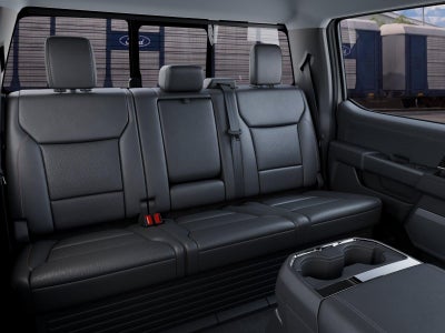 2027 Ford Super Duty F-450 DRW LARIAT