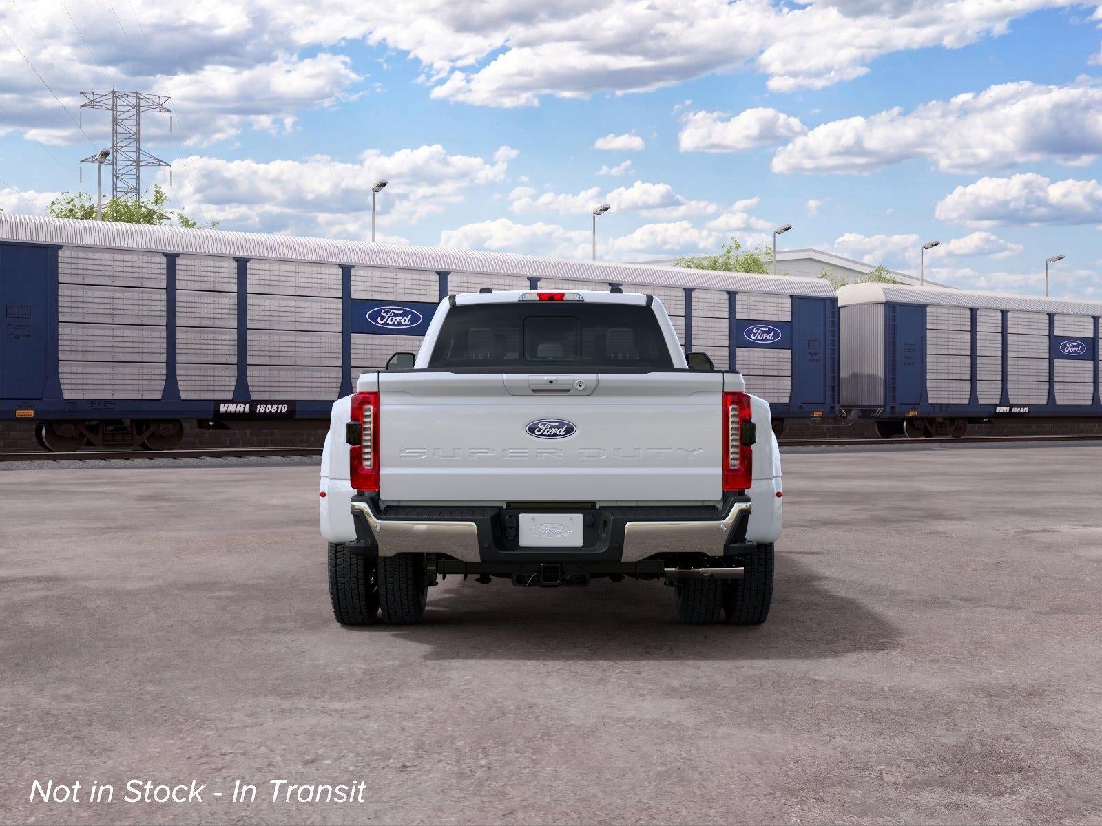 2027 Ford Super Duty F-450 DRW LARIAT