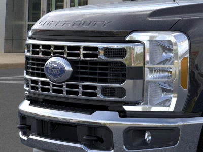 2026 Ford Super Duty F-350 DRW XLT