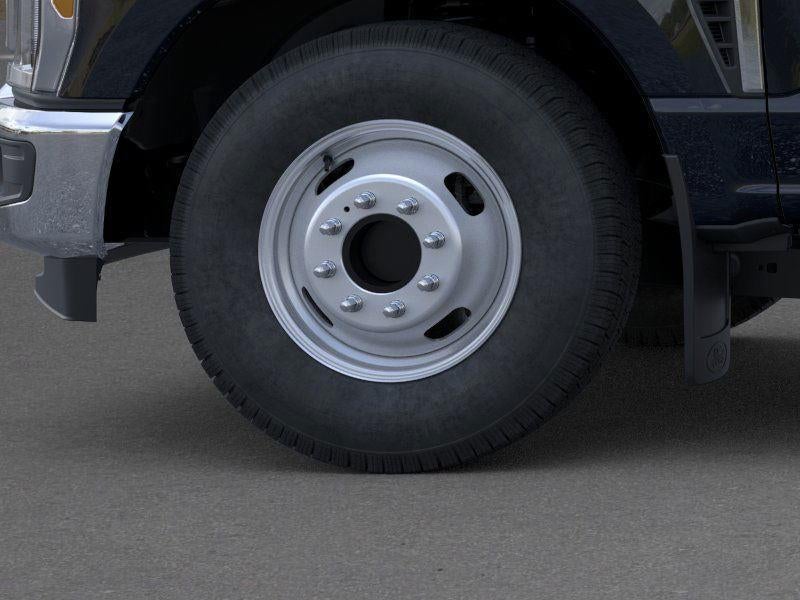 2026 Ford Super Duty F-350 DRW XLT