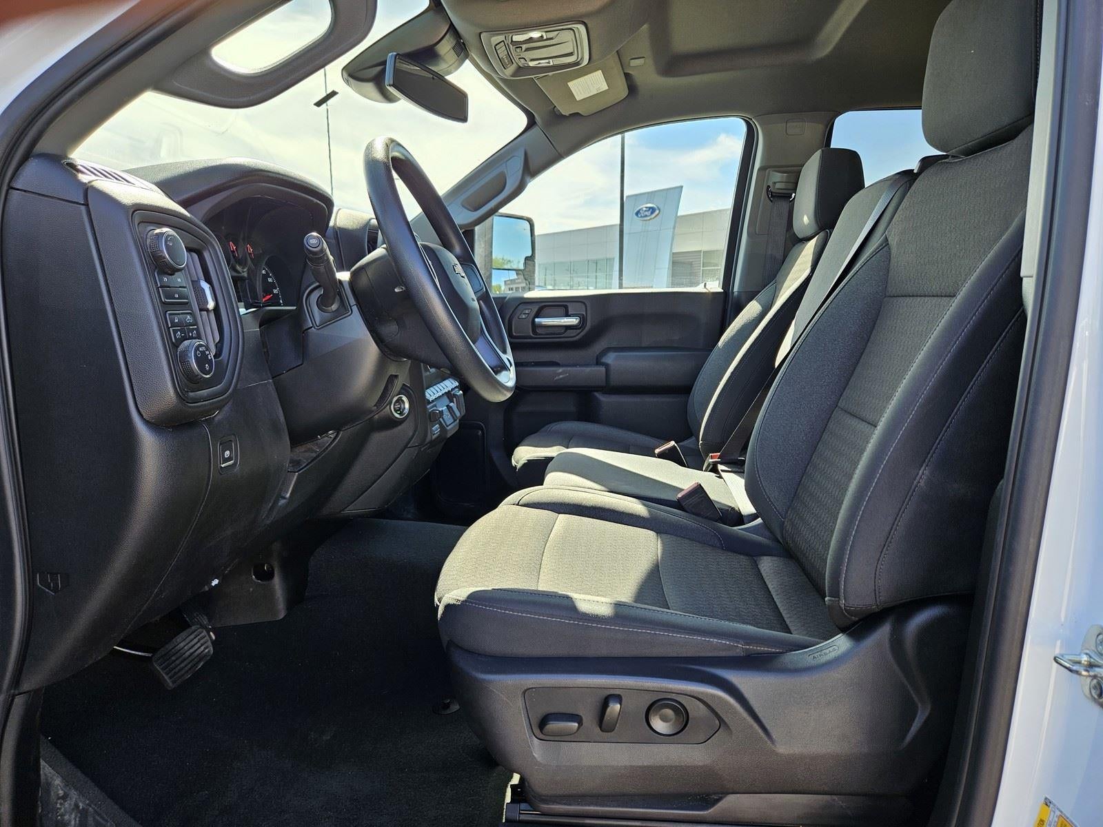 2025 Chevrolet Silverado 2500HD Custom