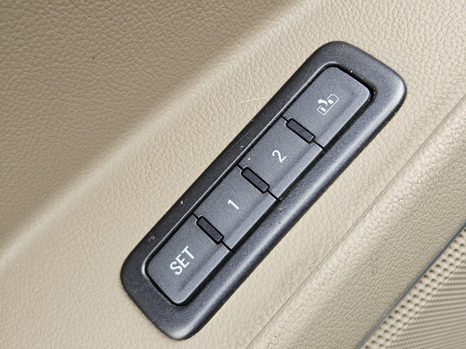 2017 GMC Yukon XL SLT