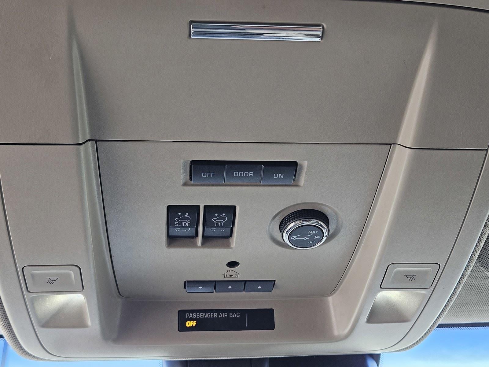 2017 GMC Yukon XL SLT