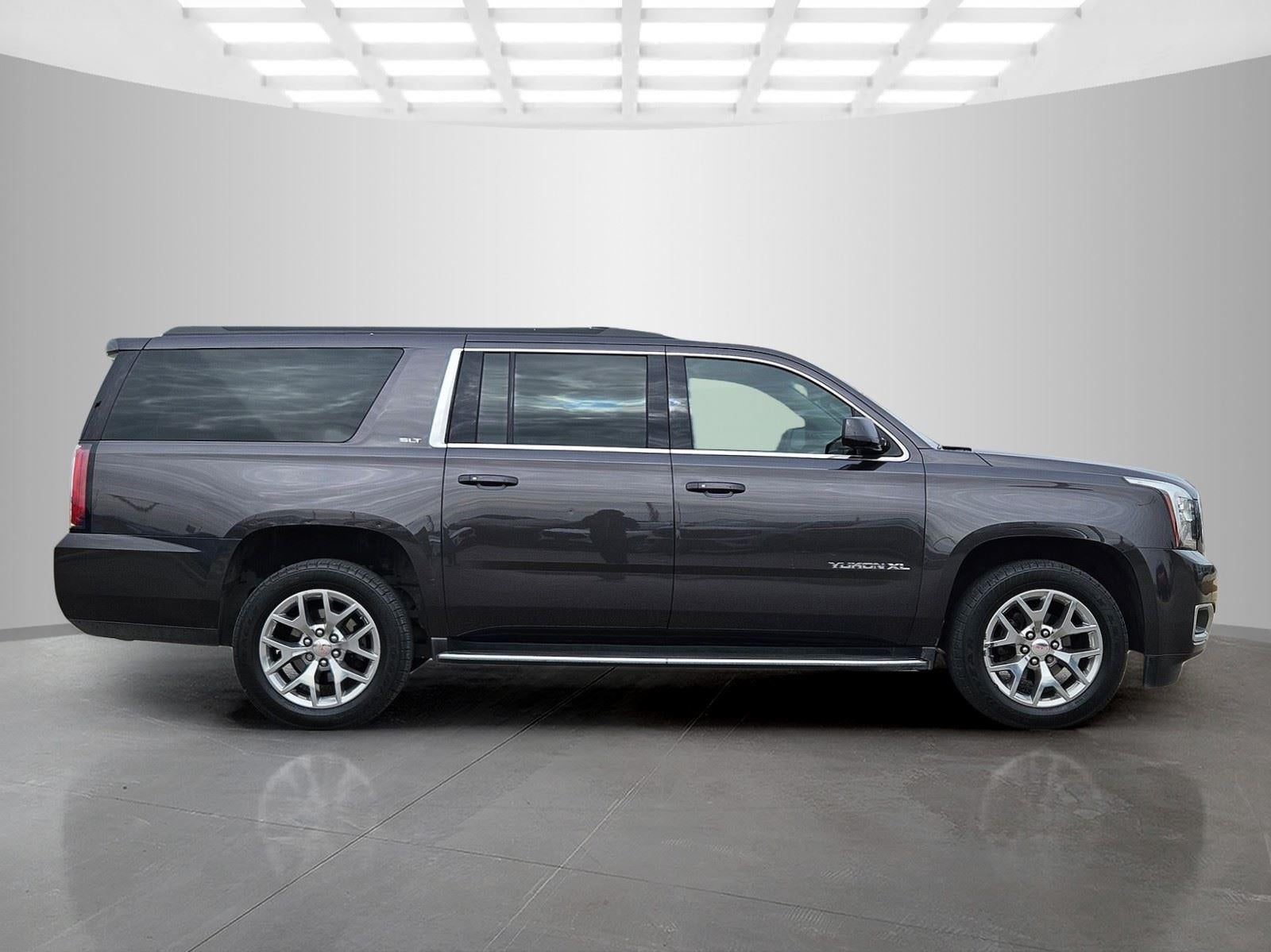 2017 GMC Yukon XL SLT
