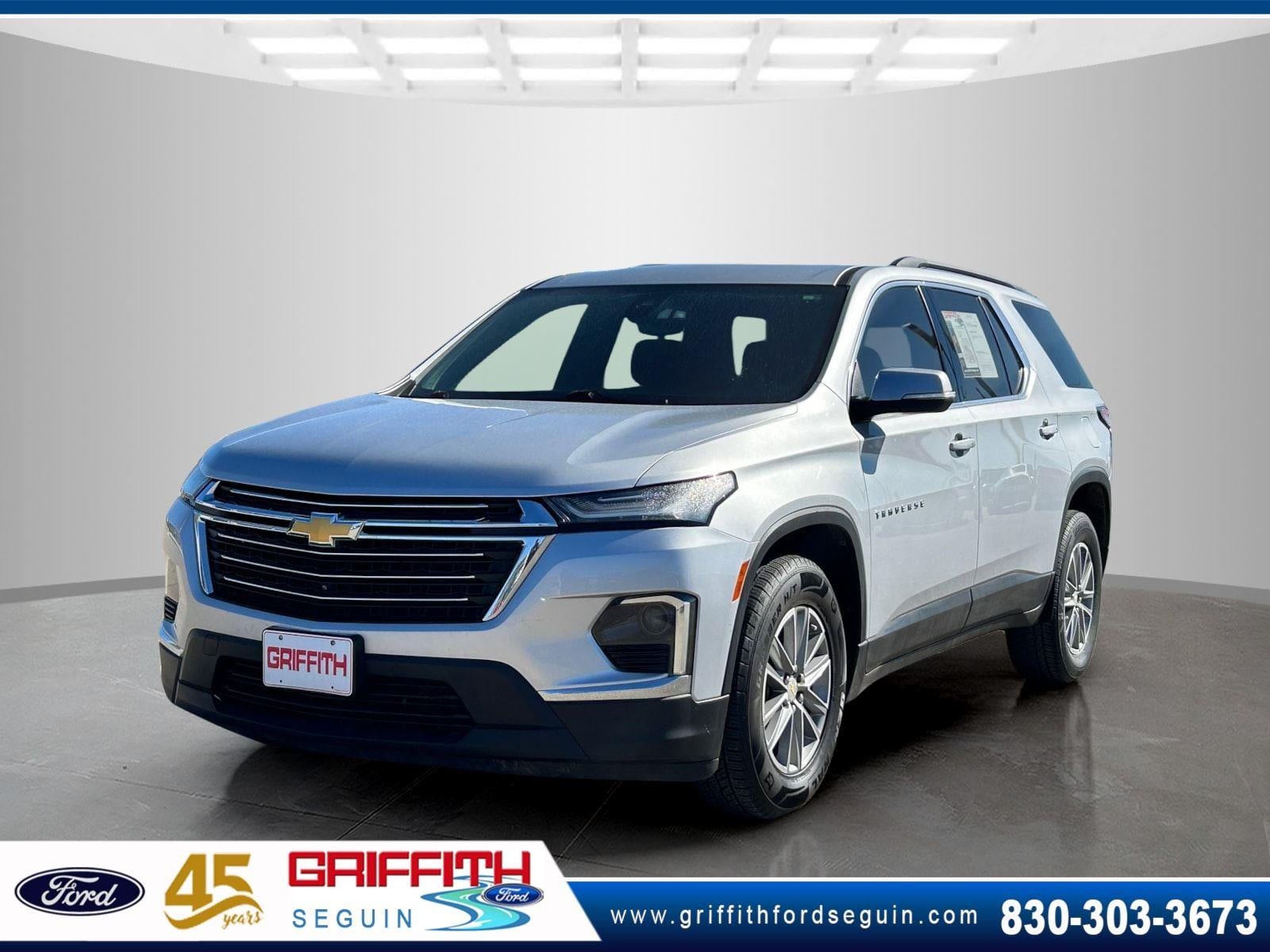 2022 Chevrolet Traverse LT Cloth