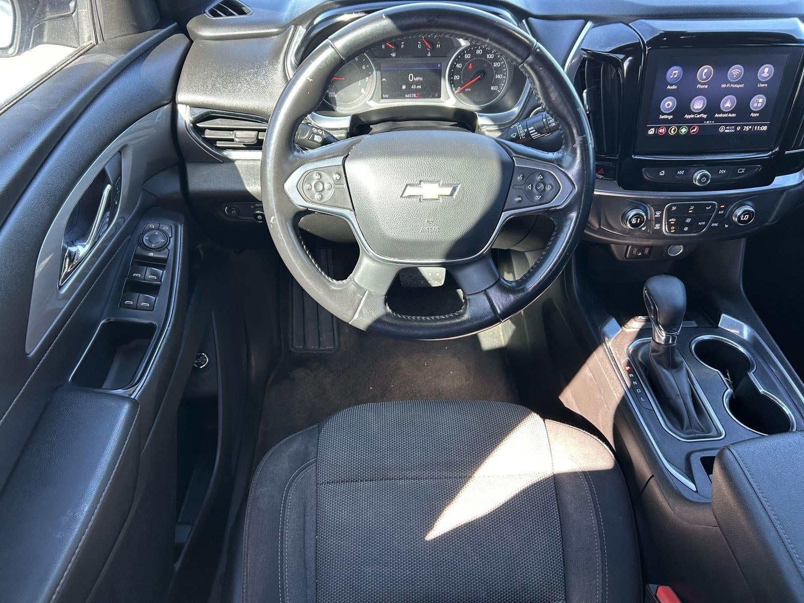 2022 Chevrolet Traverse LT Cloth