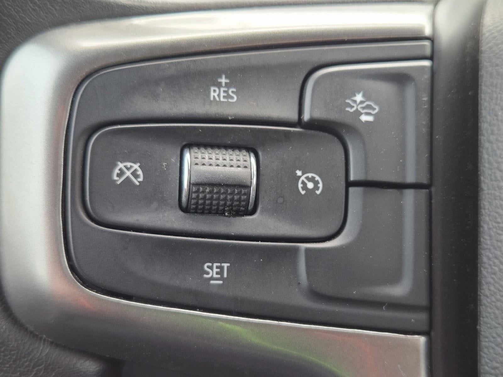 2022 Chevrolet Tahoe LS