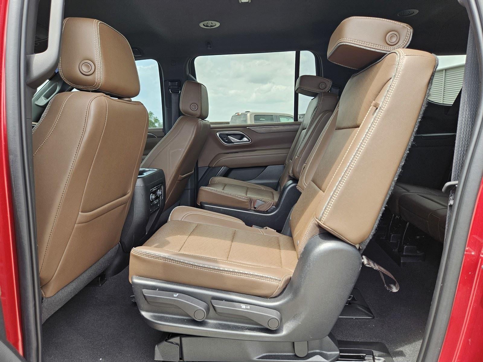 2022 Chevrolet Suburban High Country