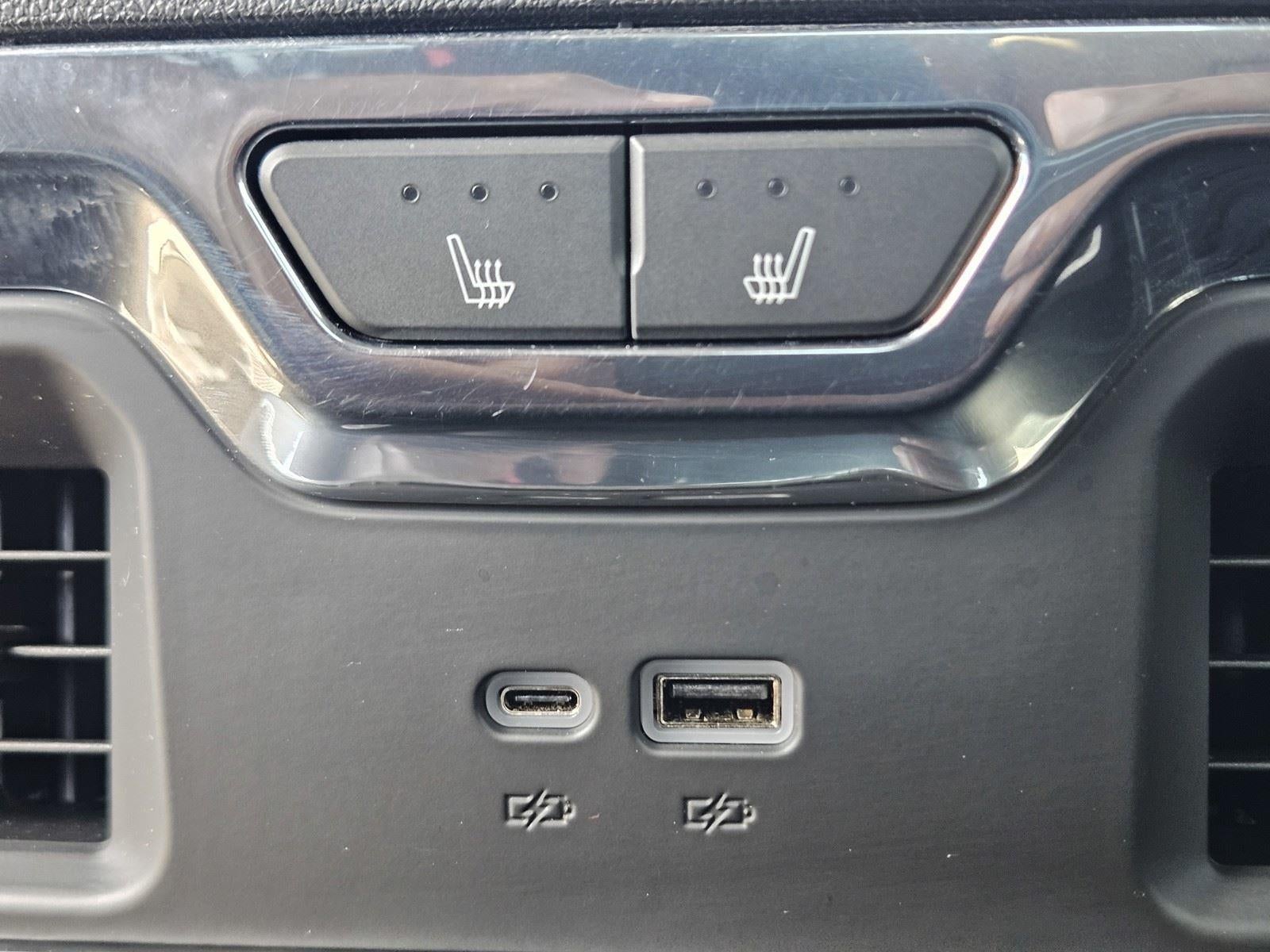 2024 GMC Sierra 3500HD Denali Ultimate