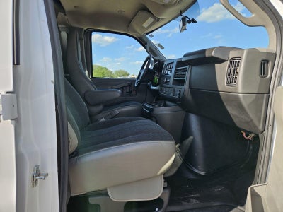 2024 GMC Savana Cargo Van RWD 2500 135