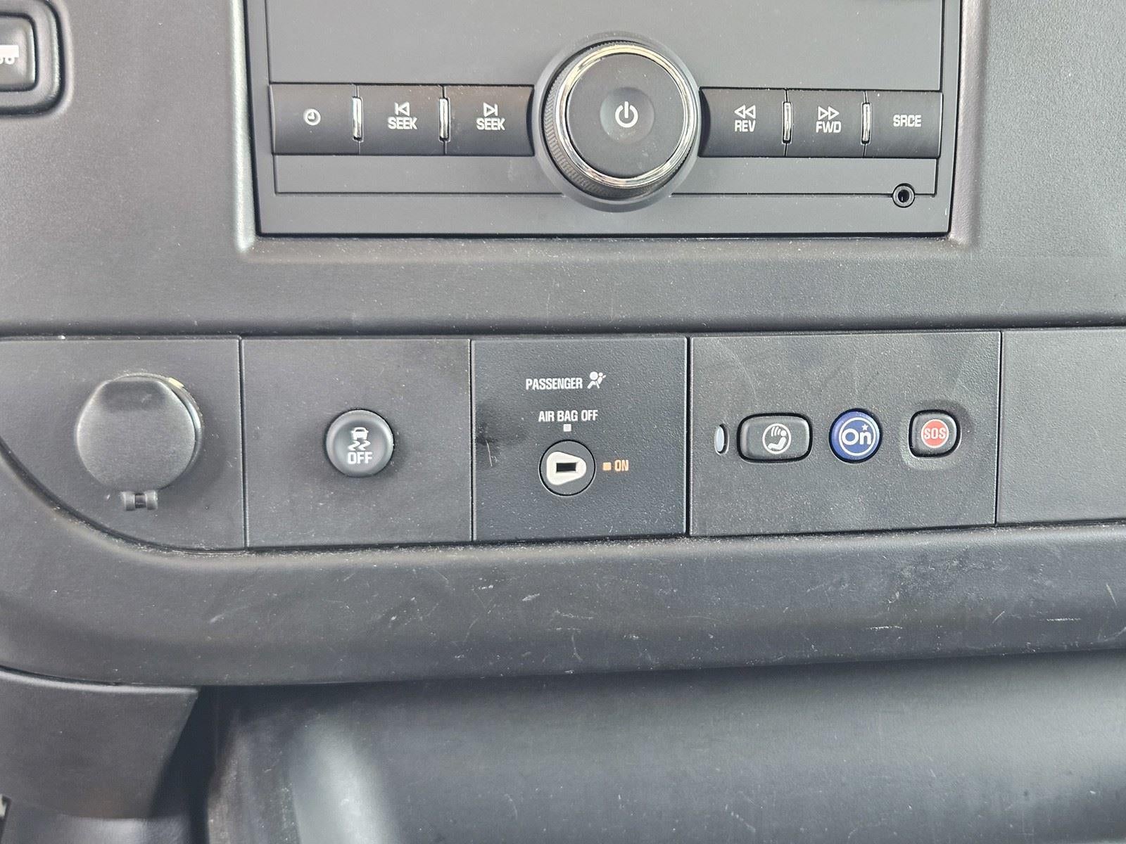 2024 GMC Savana Cargo Van RWD 2500 135