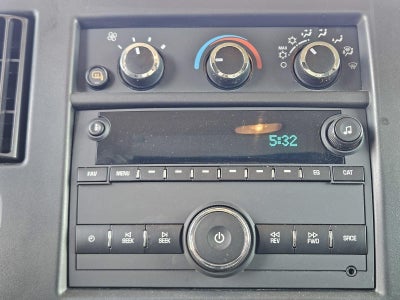 2024 GMC Savana Cargo Van RWD 2500 135