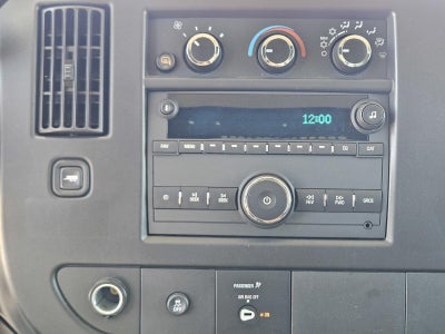 2024 GMC Savana Cargo Van RWD 2500 135