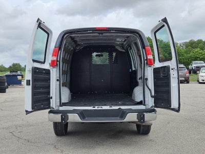 2024 GMC Savana Cargo Van RWD 2500 135