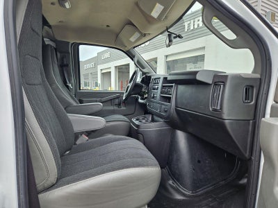 2024 GMC Savana Cargo Van RWD 2500 135