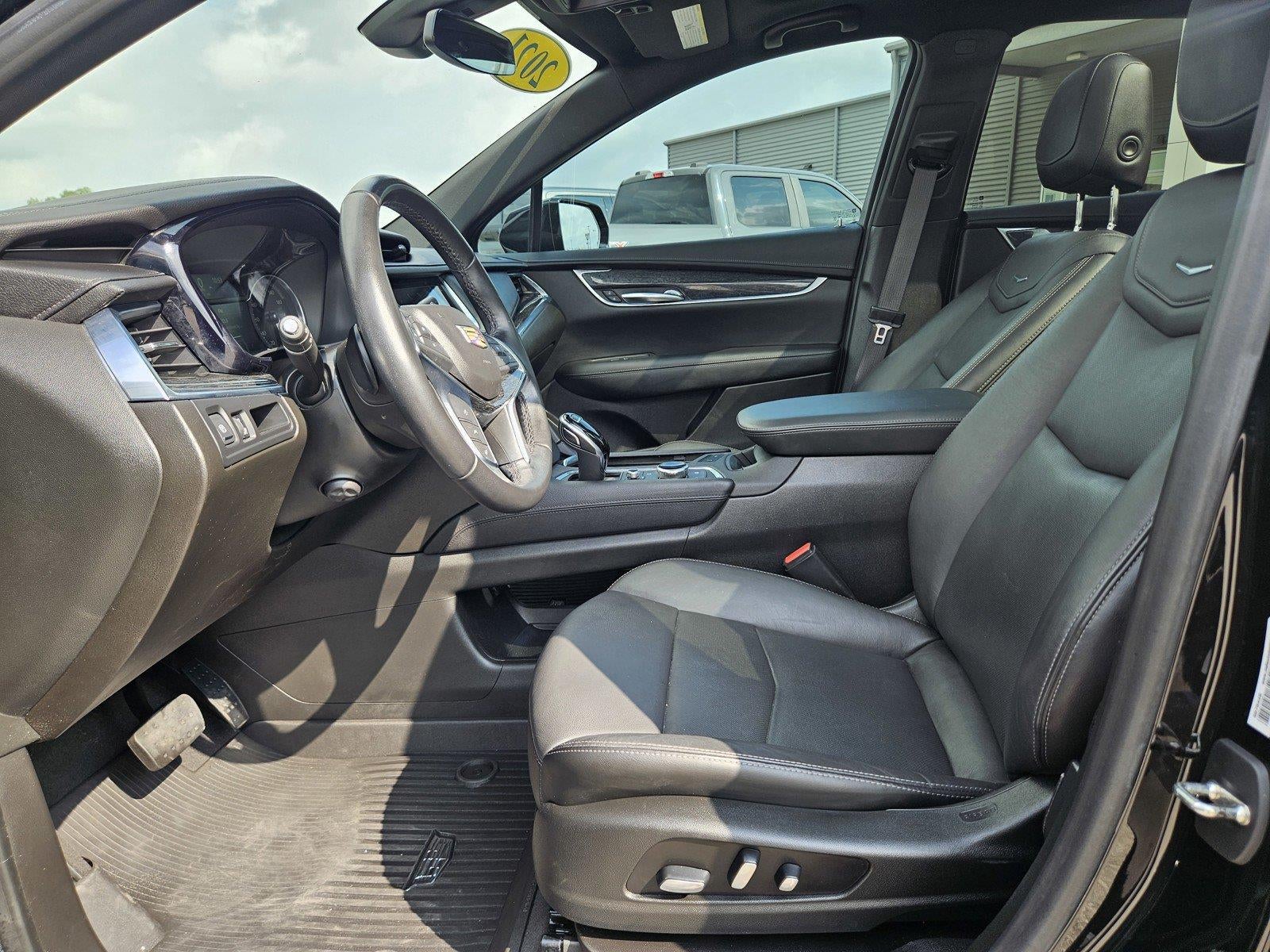 2021 Cadillac XT5 FWD Premium Luxury