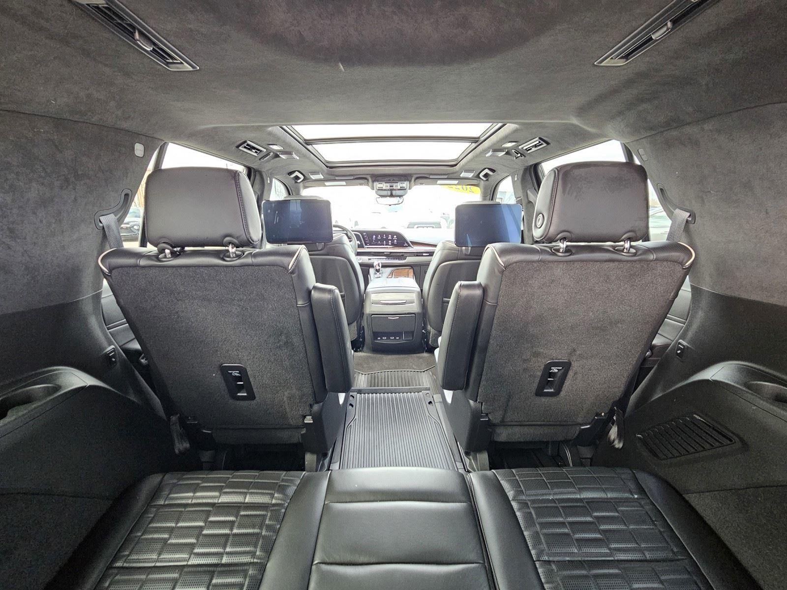 2022 Cadillac Escalade Sport Platinum