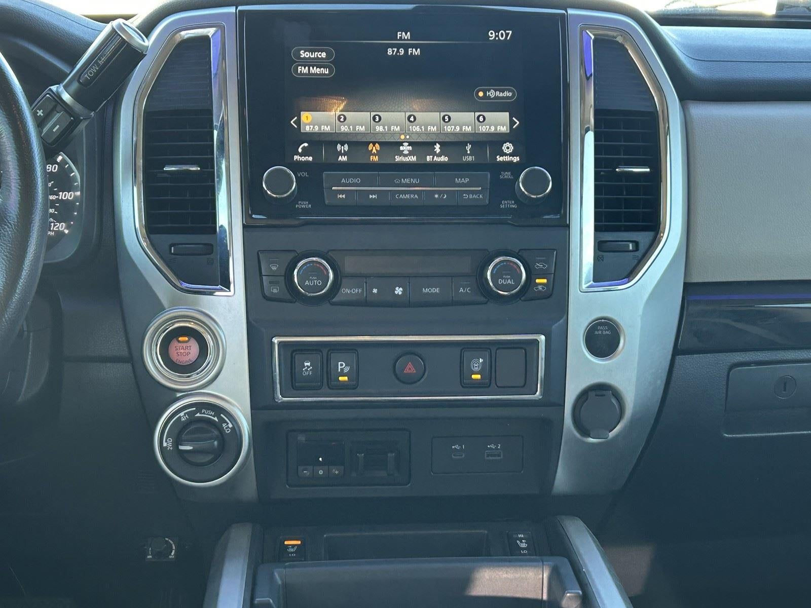 2020 Nissan Titan SV