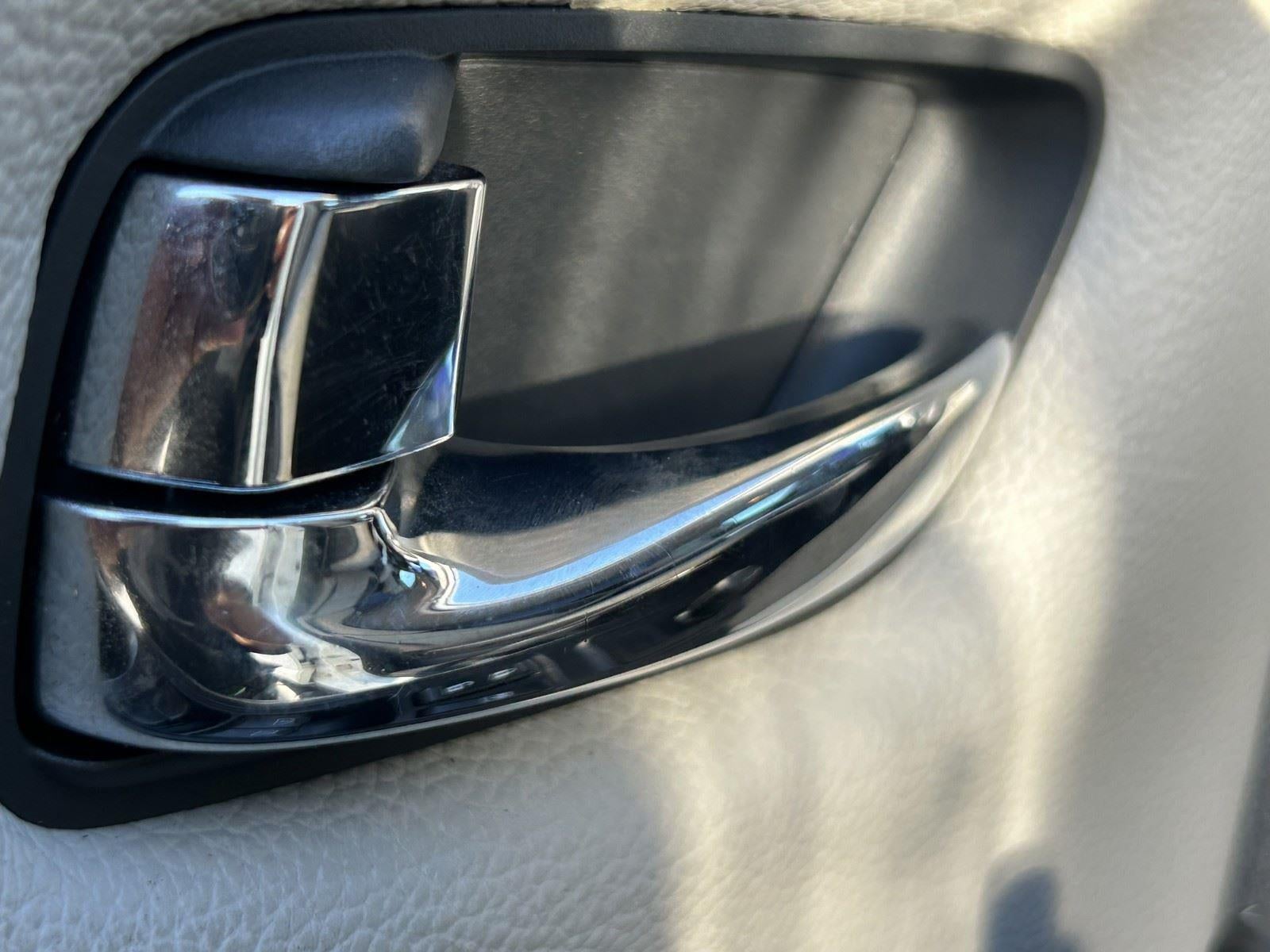 2020 Nissan Titan SV