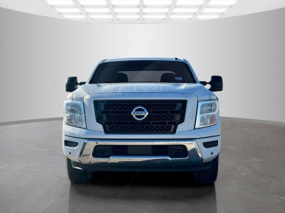2020 Nissan Titan SV