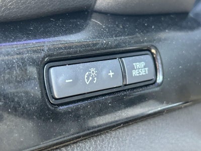 2020 Nissan Titan SV